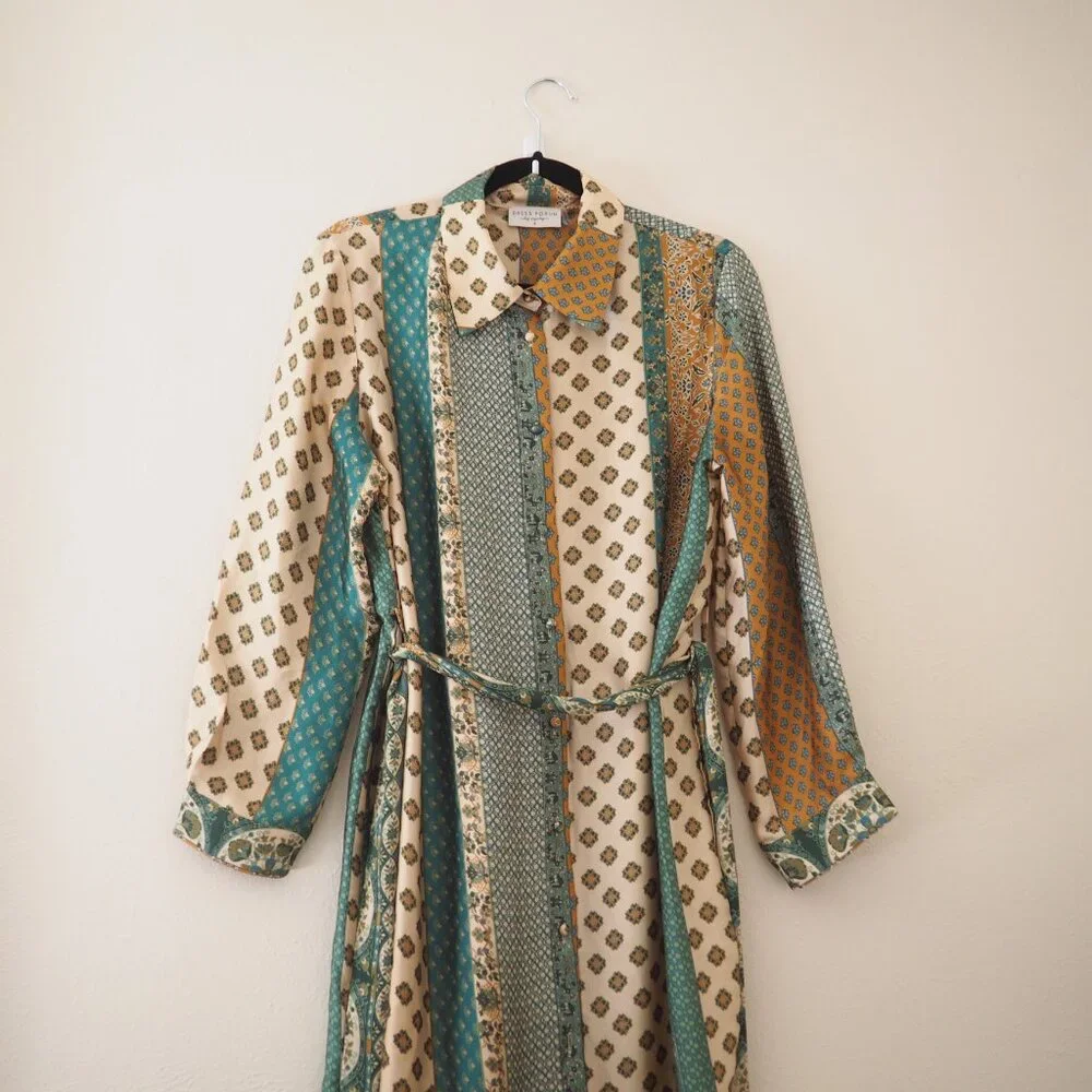 Dress Forum Sasha Border Print Satin Shirt Dress sz S - Picture 6 of 9